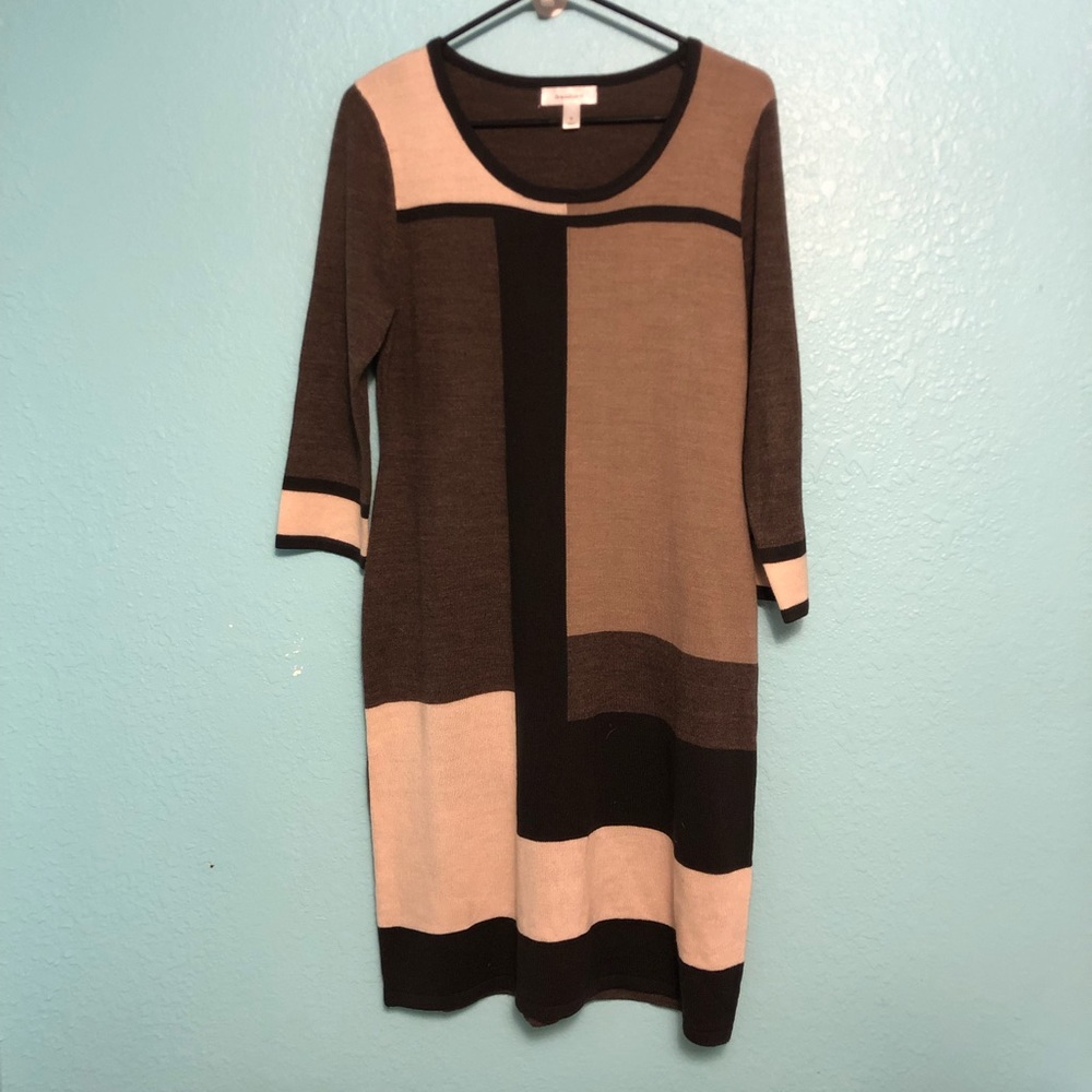 Stunning long sleeve dress - Picture 1 of 5